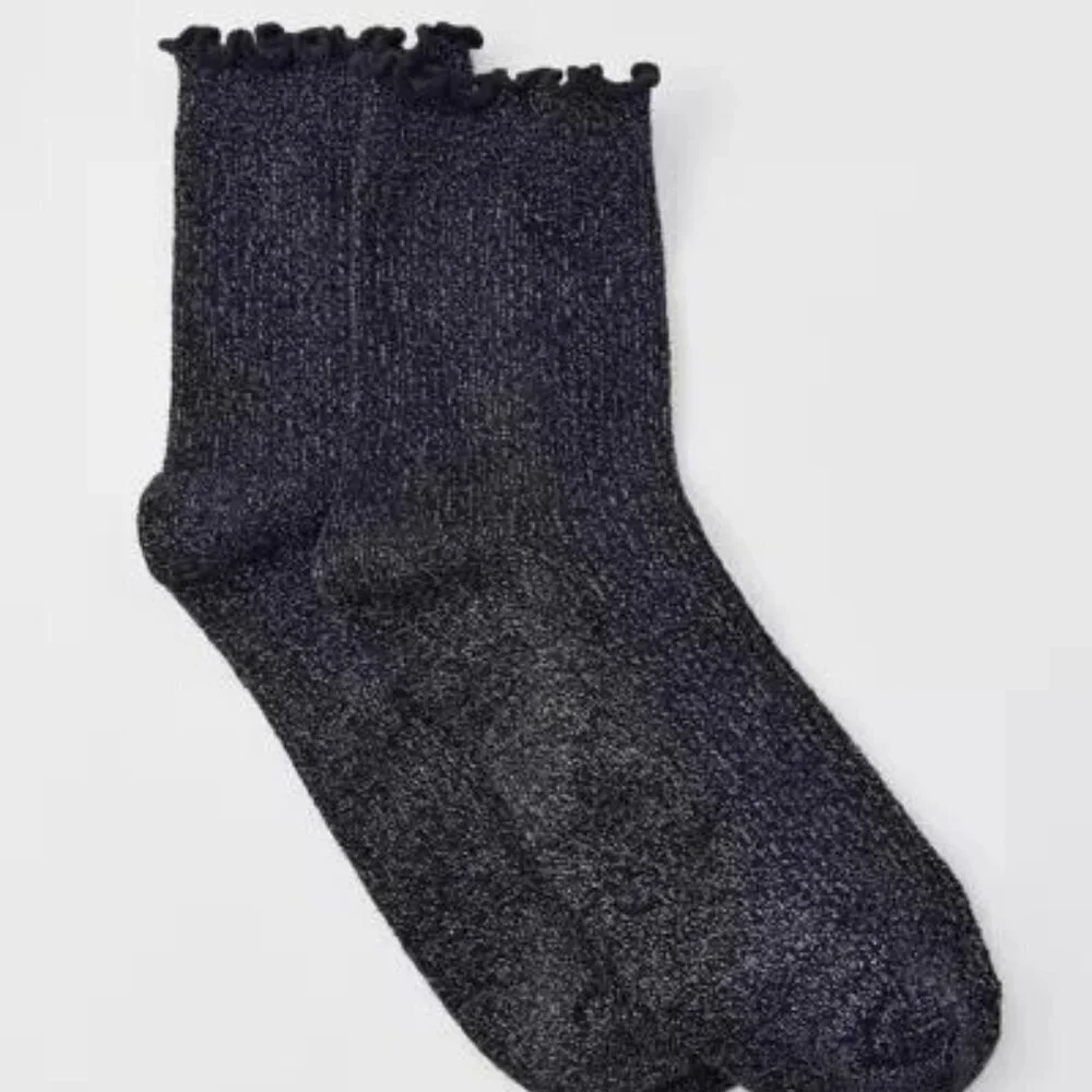 NWT Urban Outfitters Lurex Shimmer Red Ruffle Socks